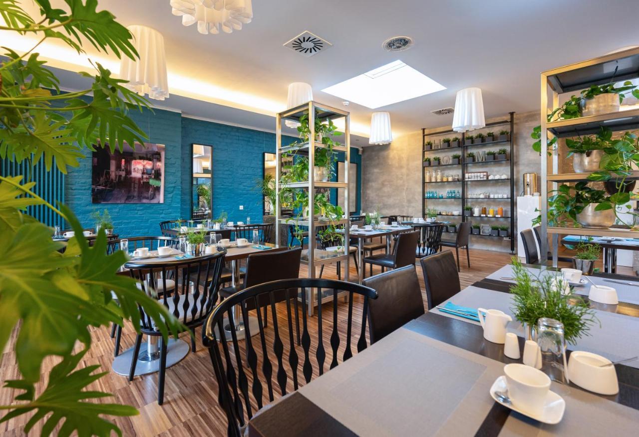 The New Yorker Hotel Koeln-Messe 외부 사진