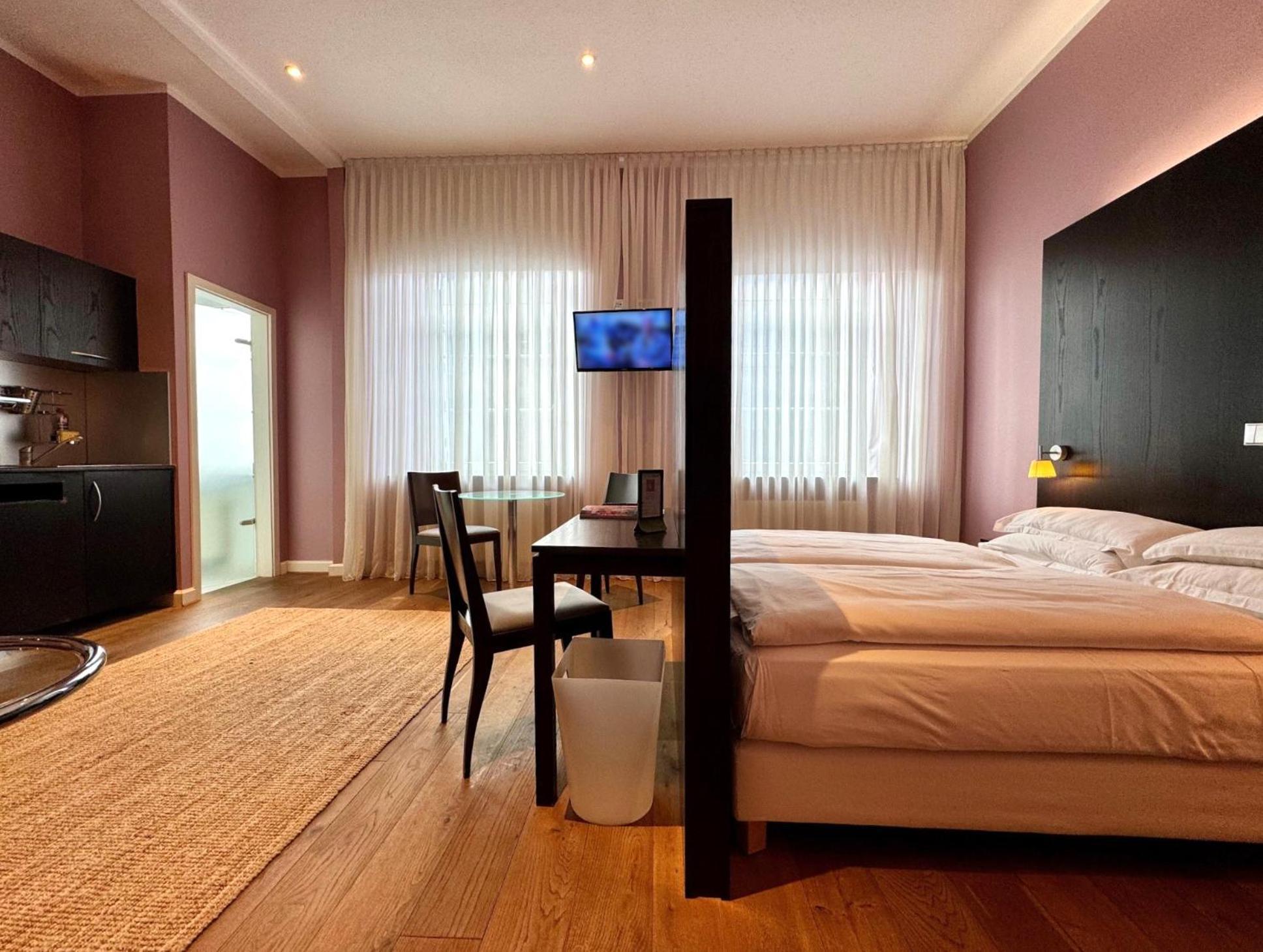 The New Yorker Hotel Koeln-Messe 외부 사진