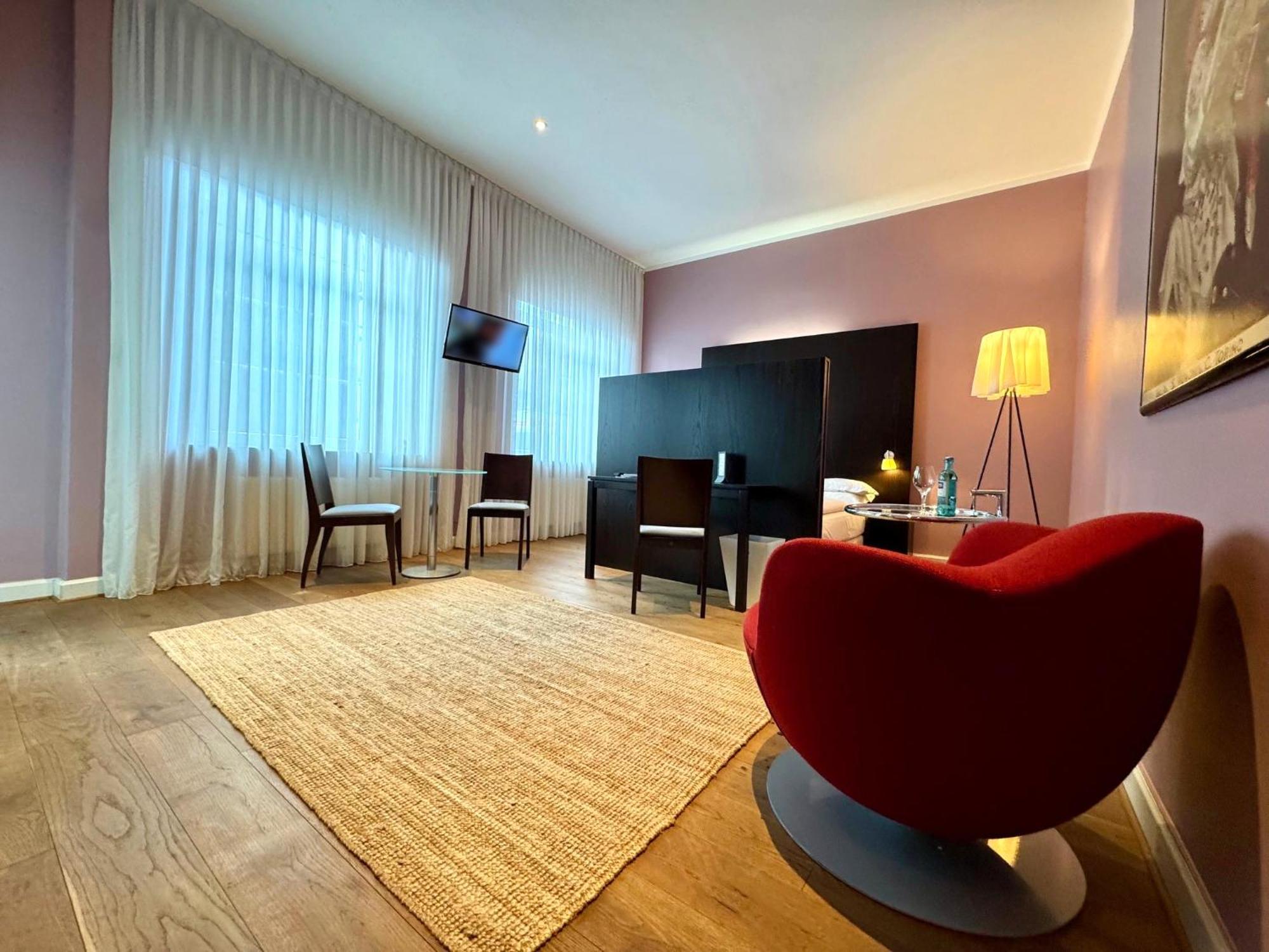 The New Yorker Hotel Koeln-Messe 외부 사진